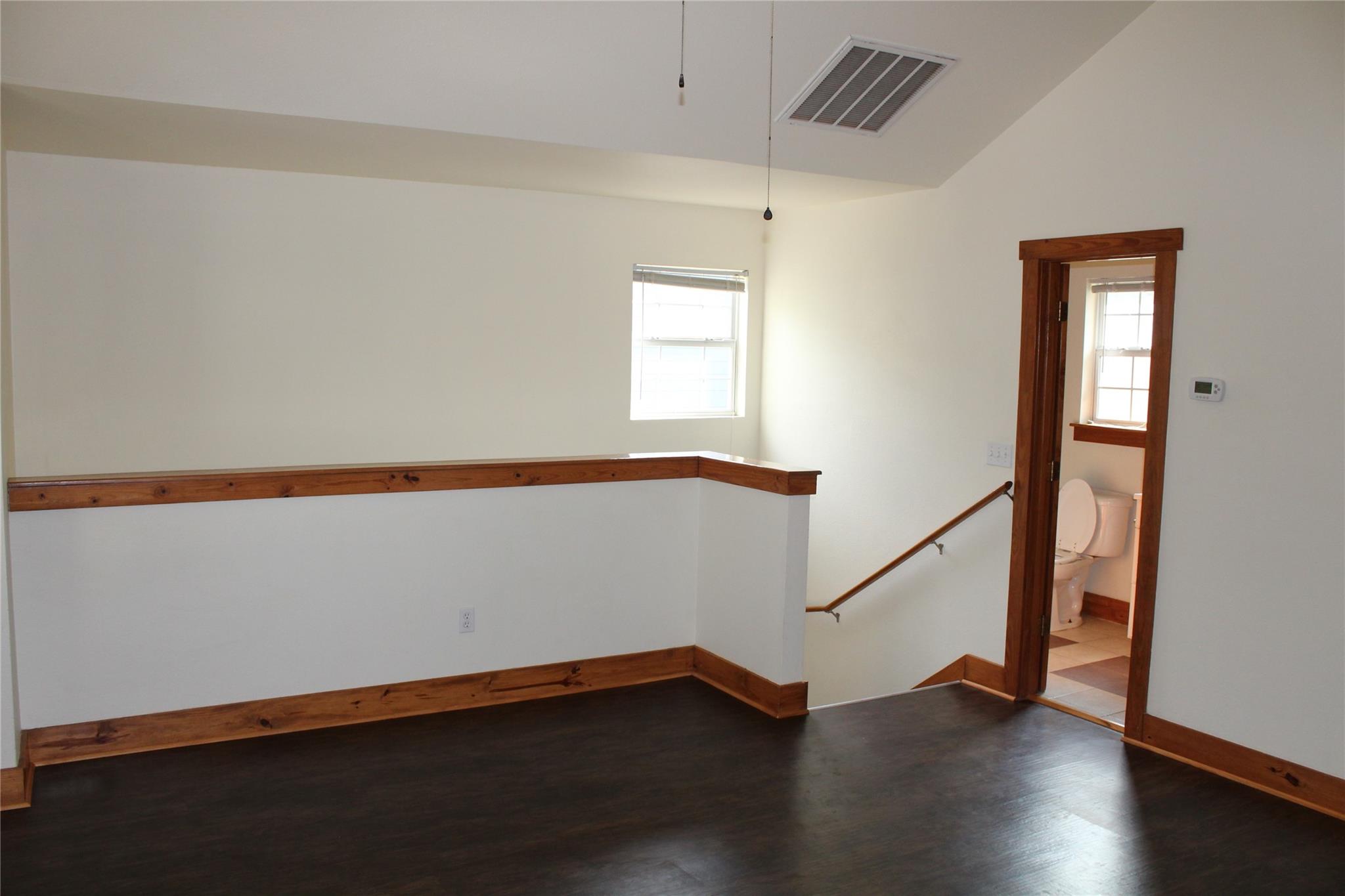 107 S Laurelwood DR # B