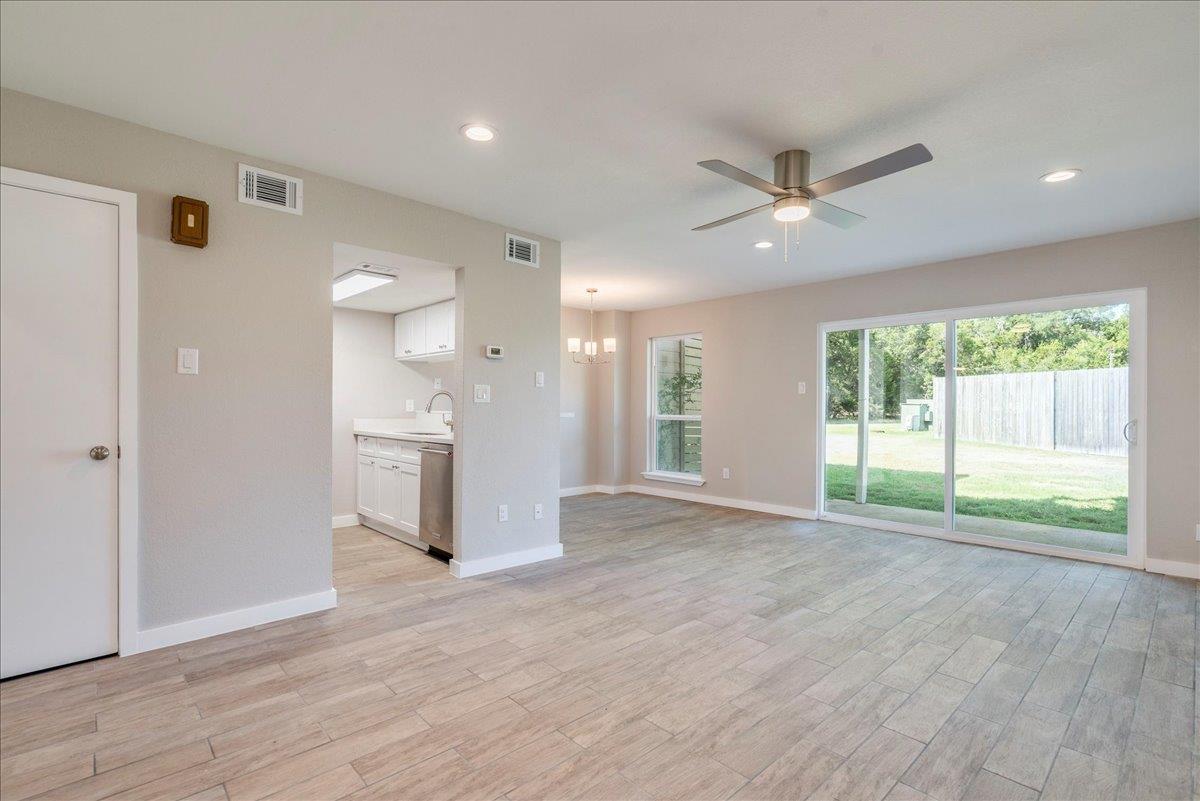 3 Cypress Fairway VLG