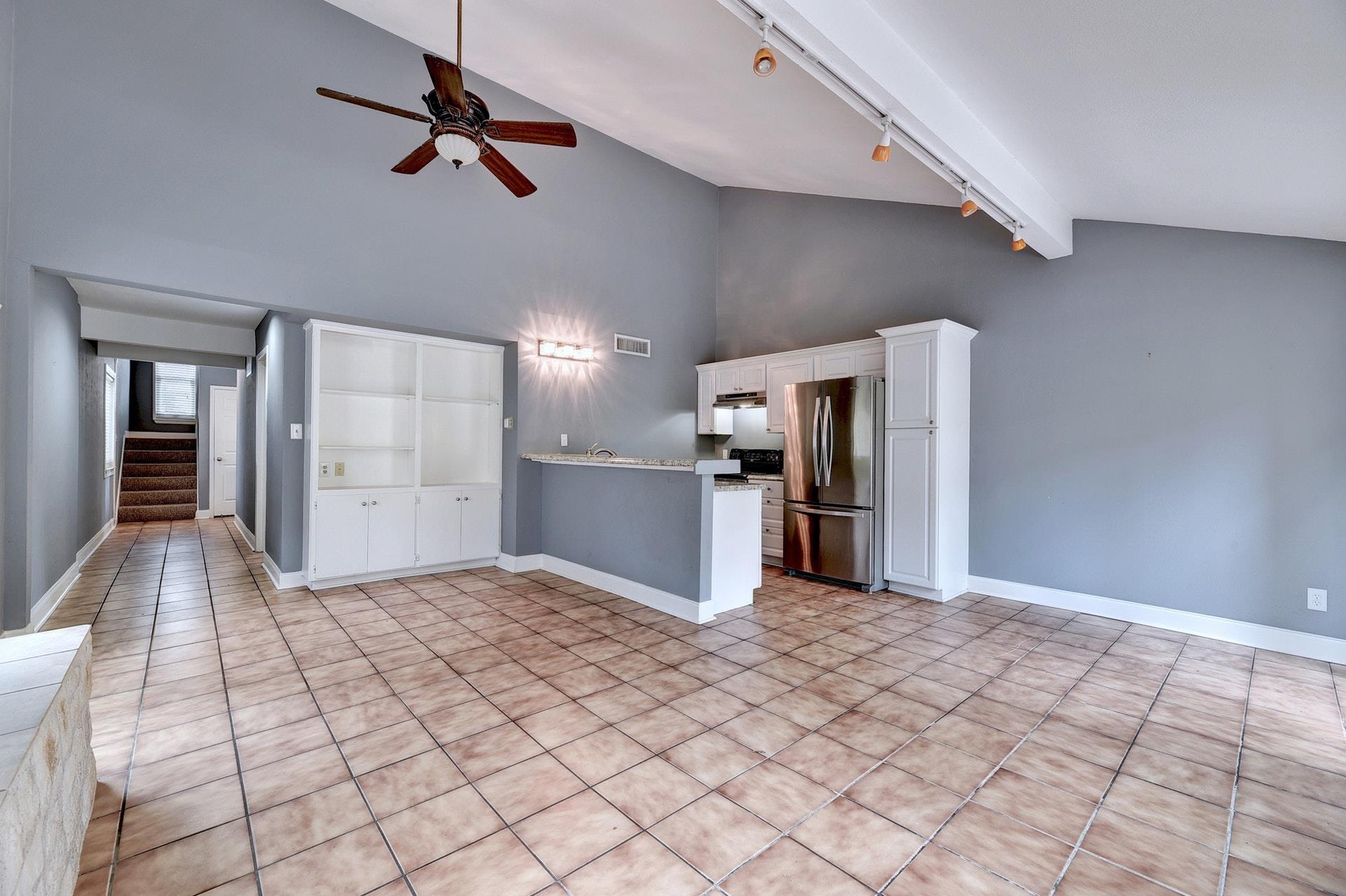 31 Marina CIR