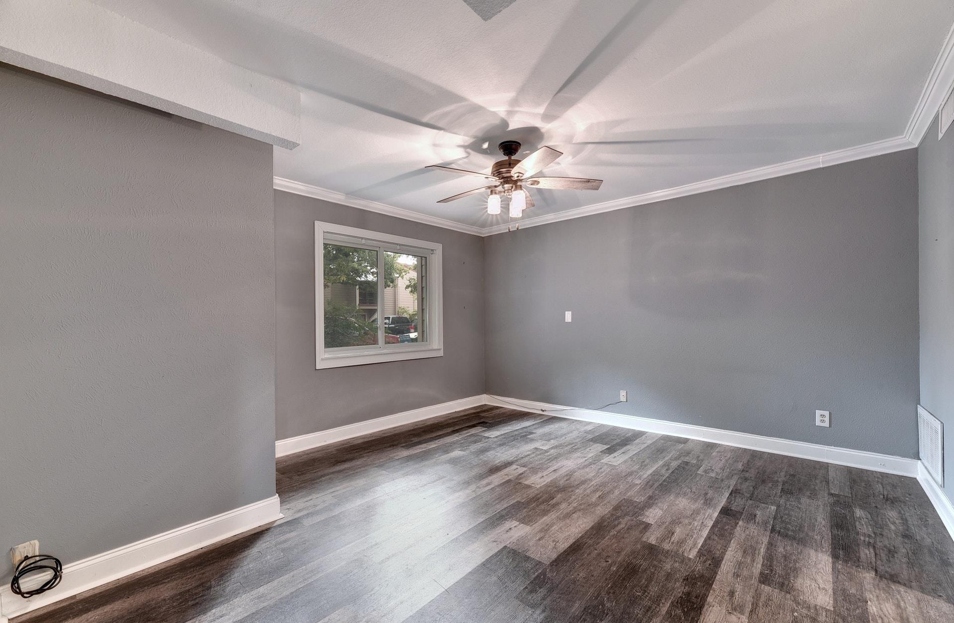 31 Marina CIR