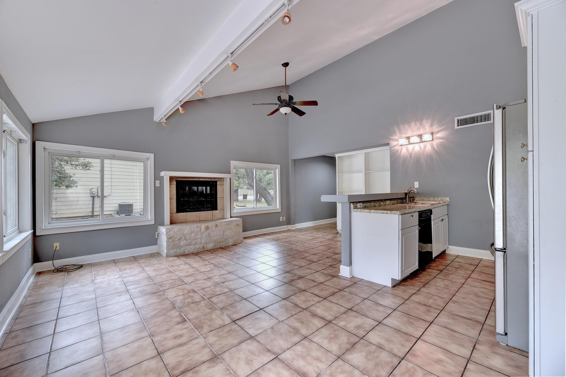 31 Marina CIR