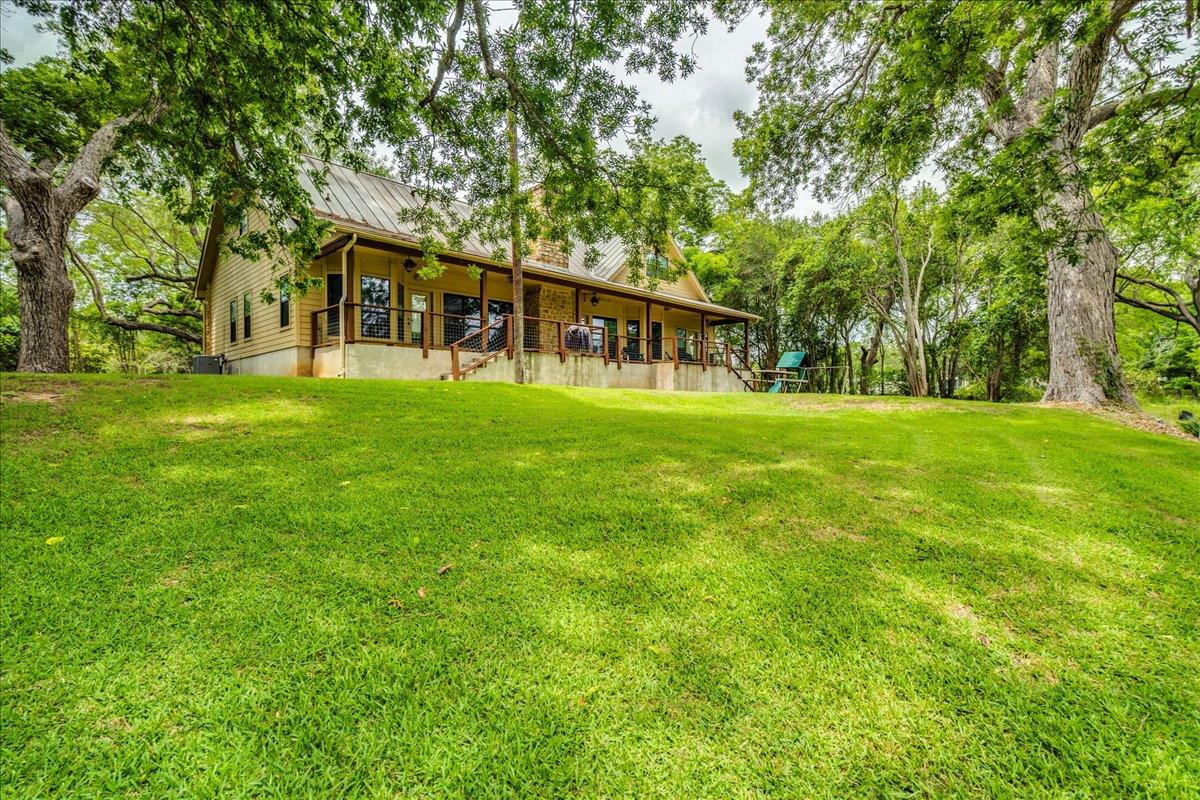 302 Guadalupe River DR