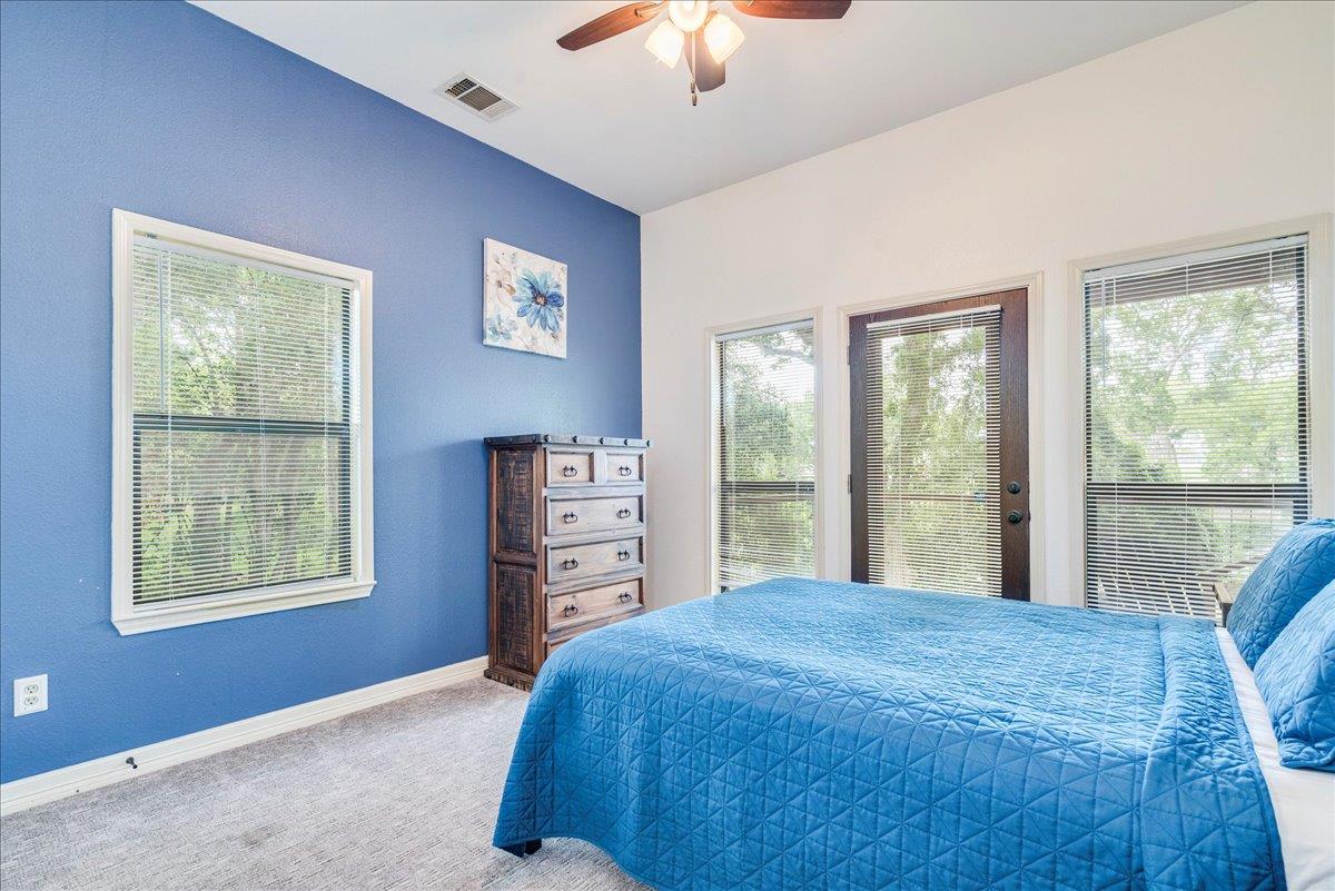 302 Guadalupe River DR