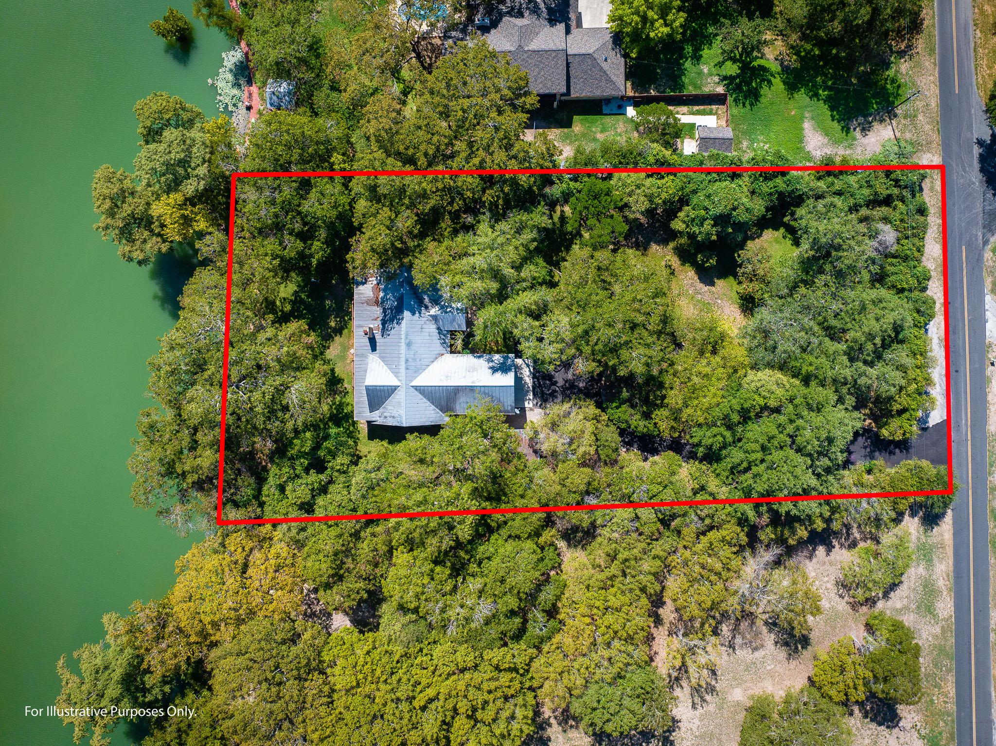 302 Guadalupe River DR