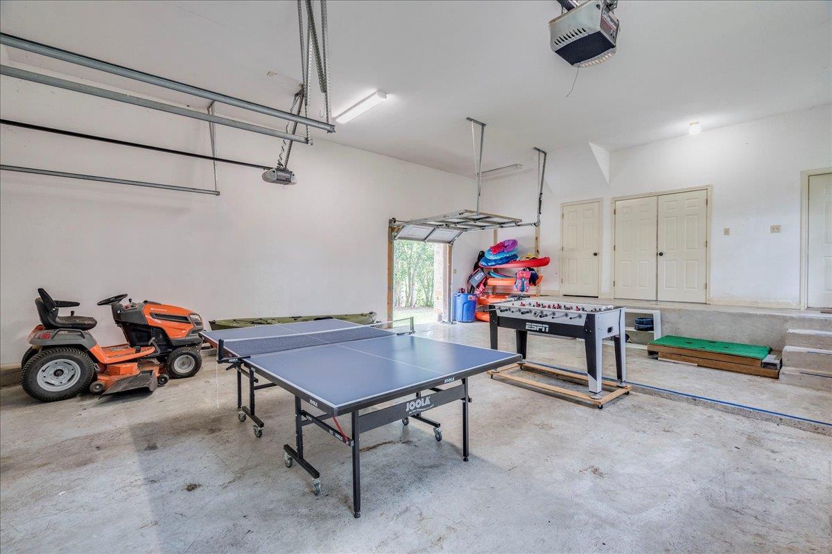 302 Guadalupe River DR