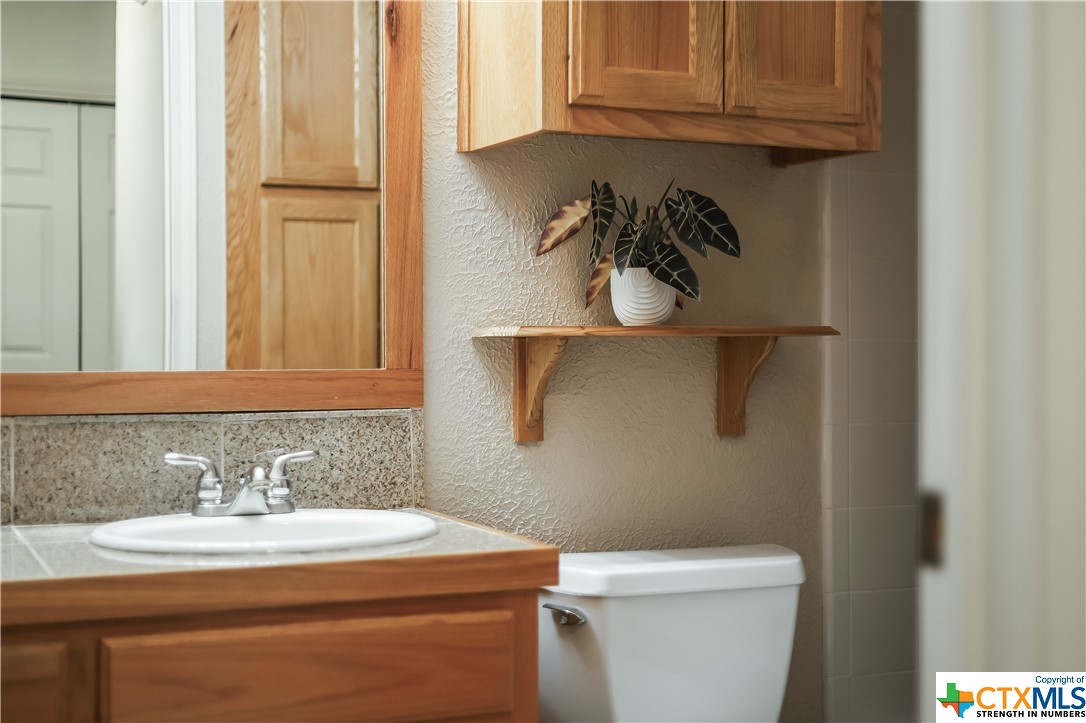 3909 Stonebridge Drive