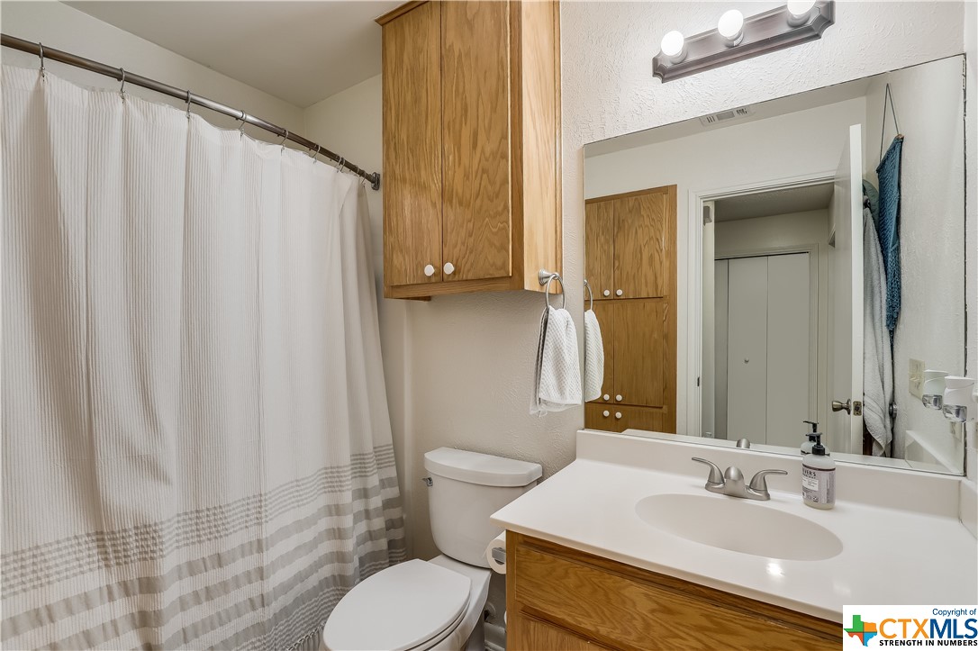 3909 Stonebridge Drive