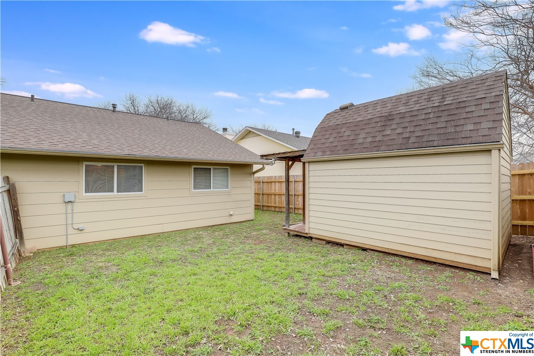 3909 Stonebridge Drive