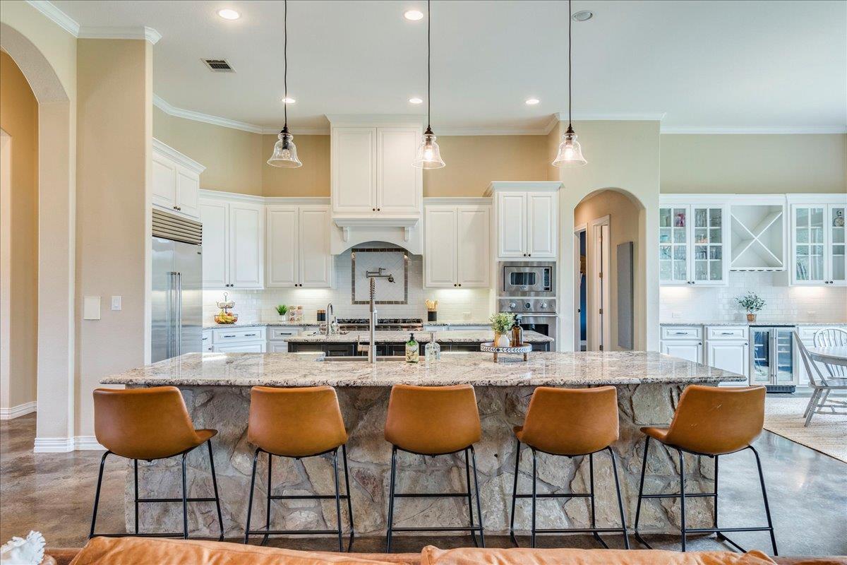 1006 Lone Star DR