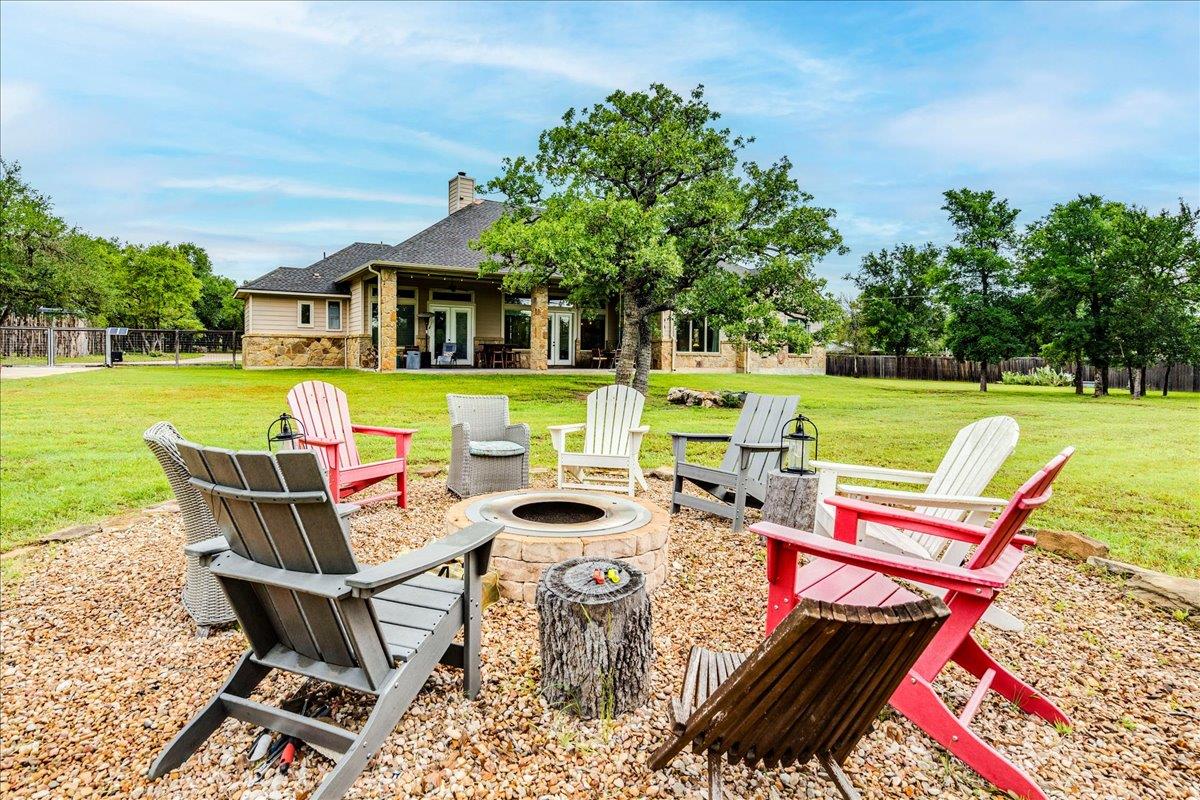 1006 Lone Star DR