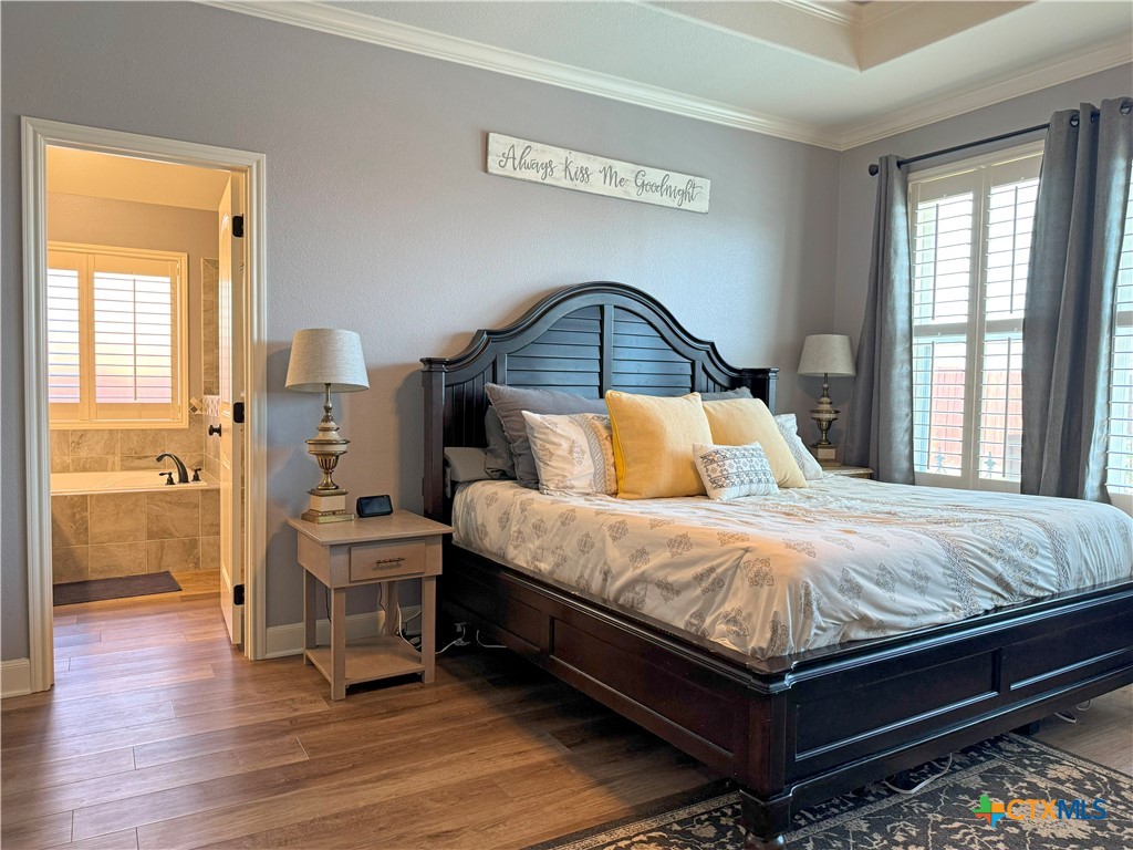 307 Wood Bridge Street