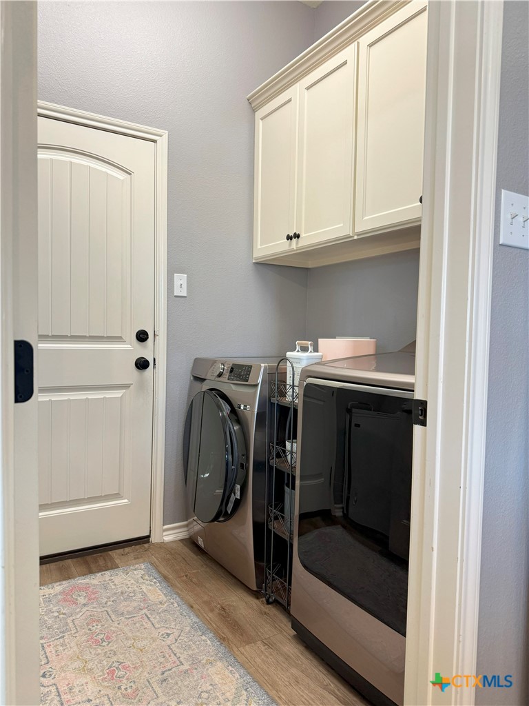 307 Wood Bridge Street