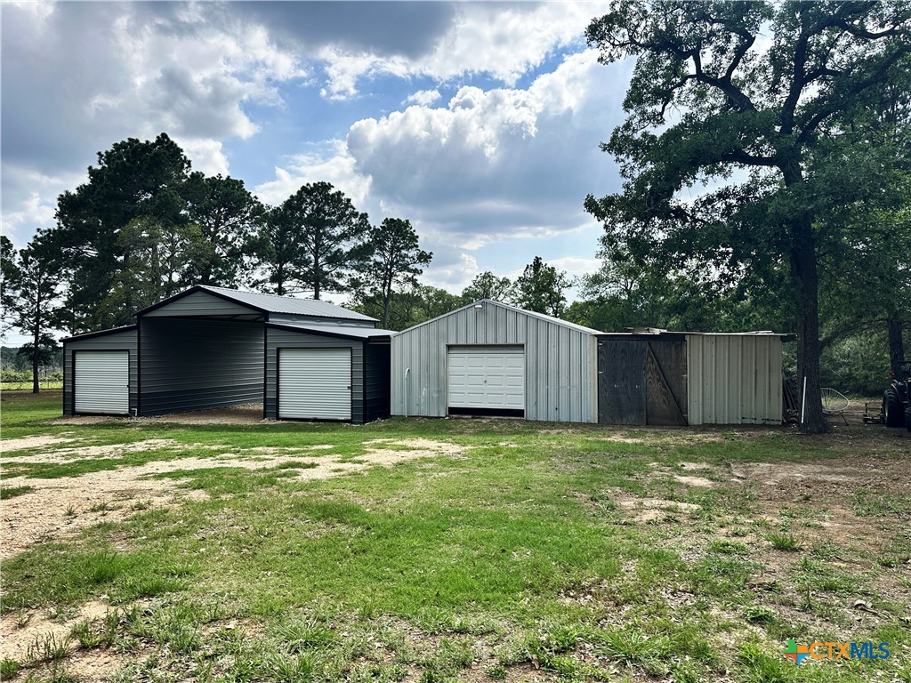 890 E Highway 21