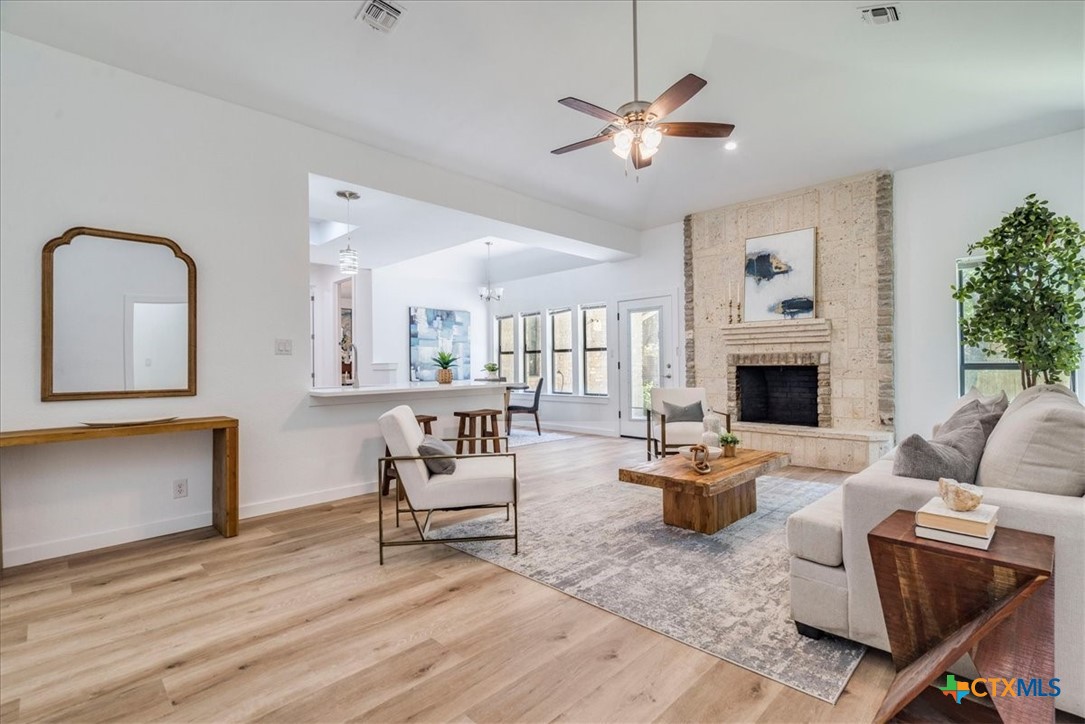 2132 Northcrest Drive