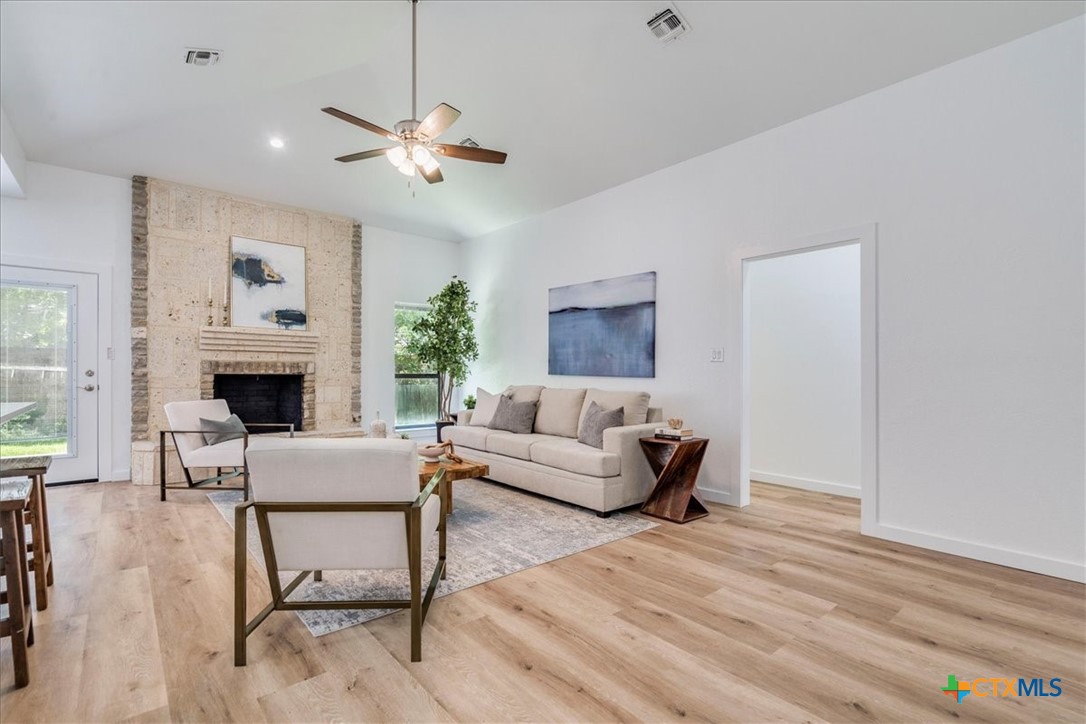 2132 Northcrest Drive