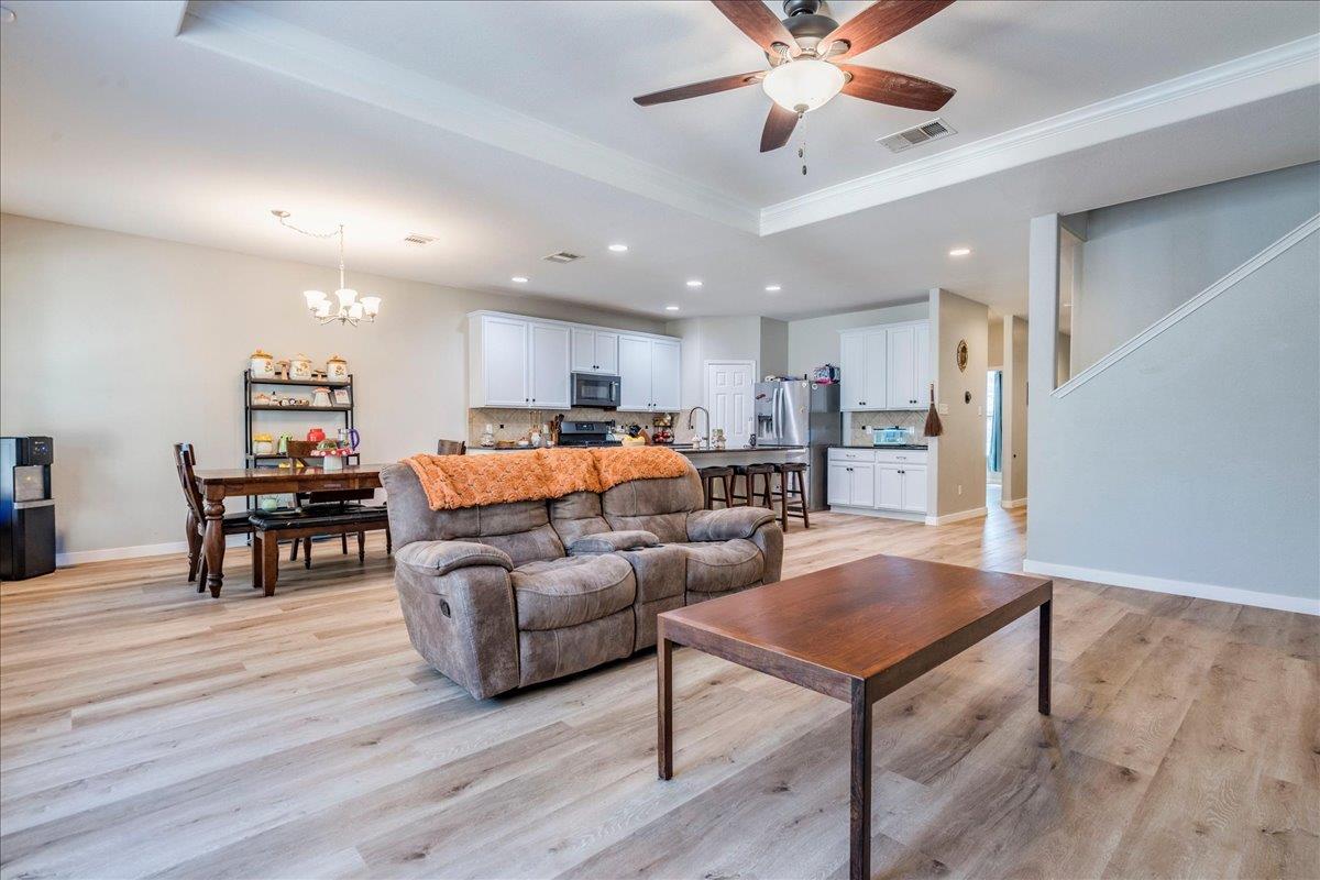 1054 Clark Brothers DR