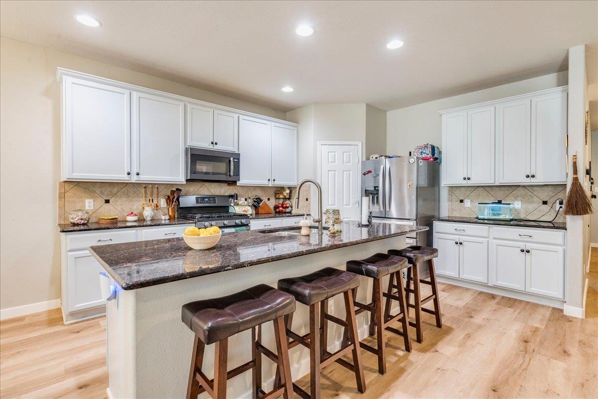 1054 Clark Brothers DR