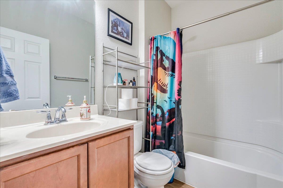 1054 Clark Brothers DR