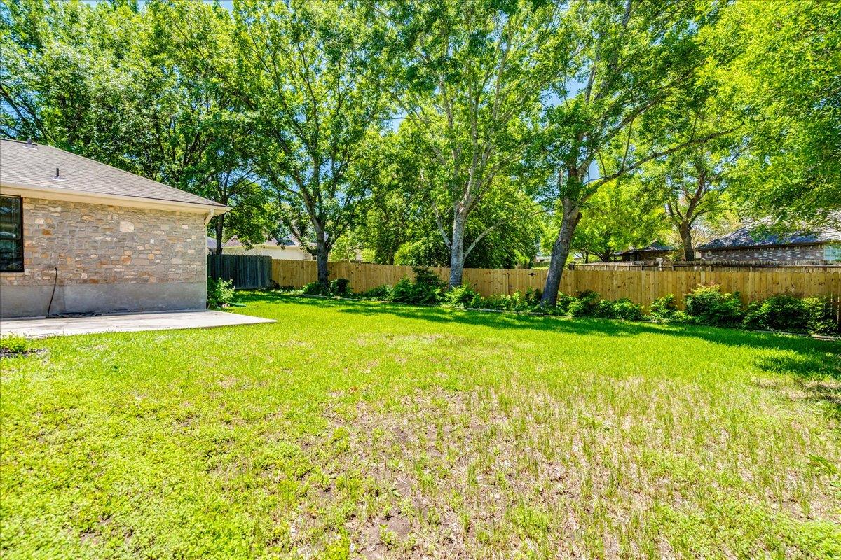 2132 Northcrest DR