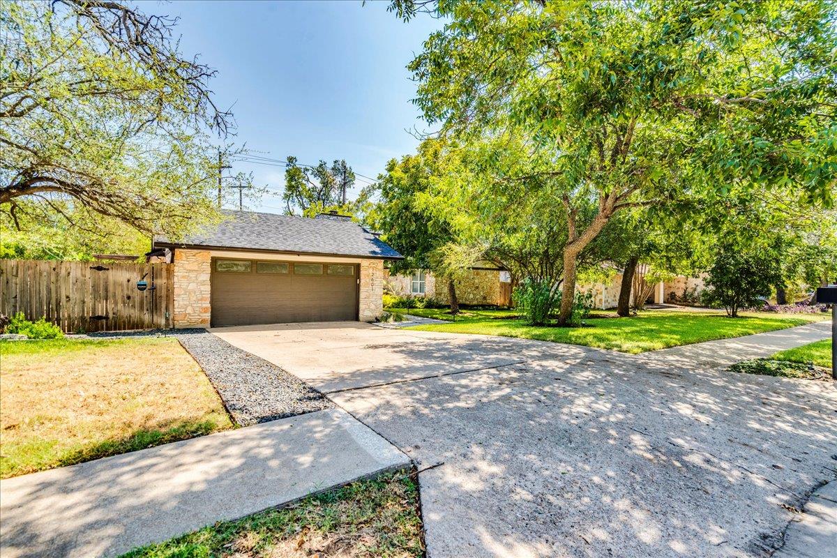 12601 Gristmill CV