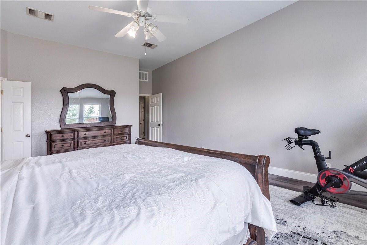 18716 Alnwick Castle DR