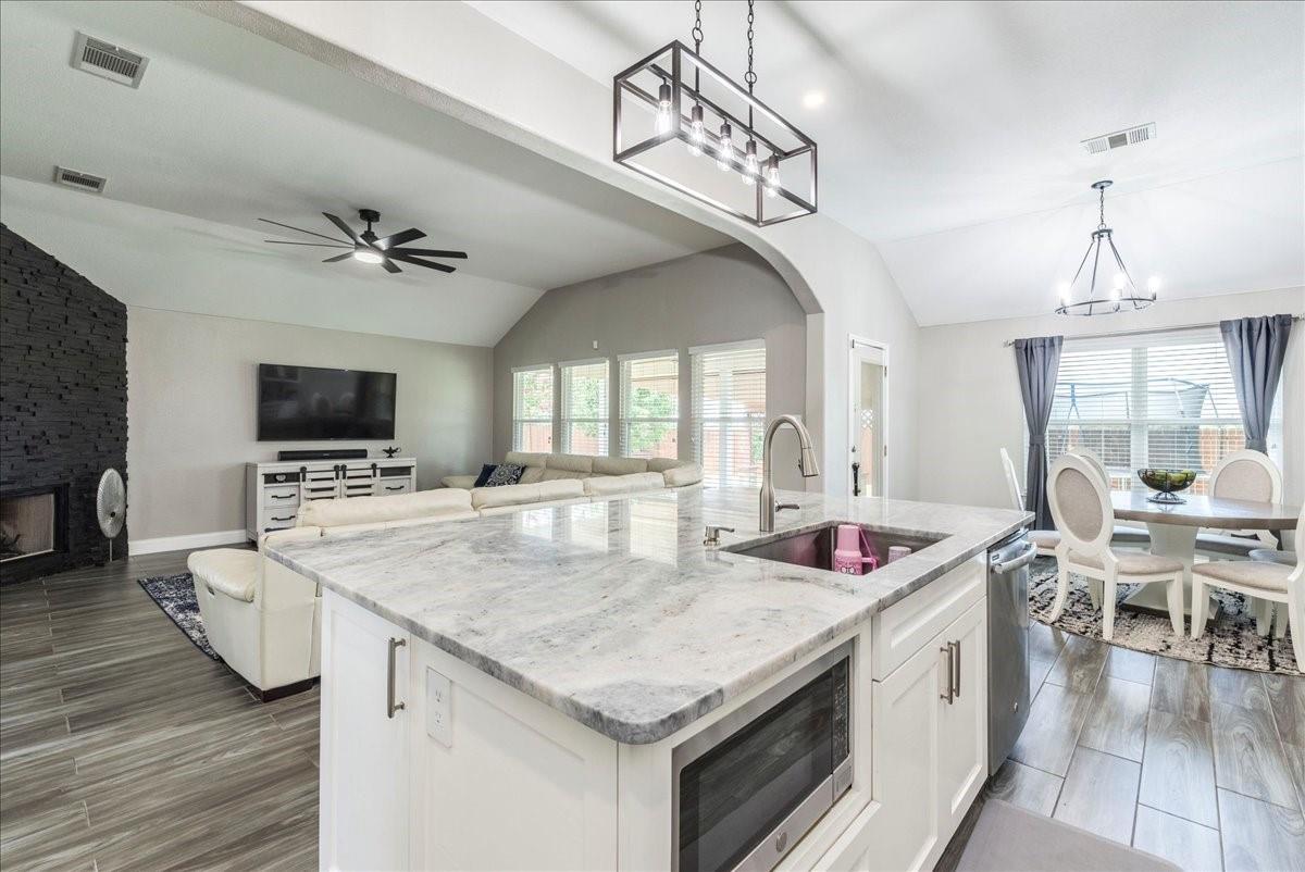 18716 Alnwick Castle DR