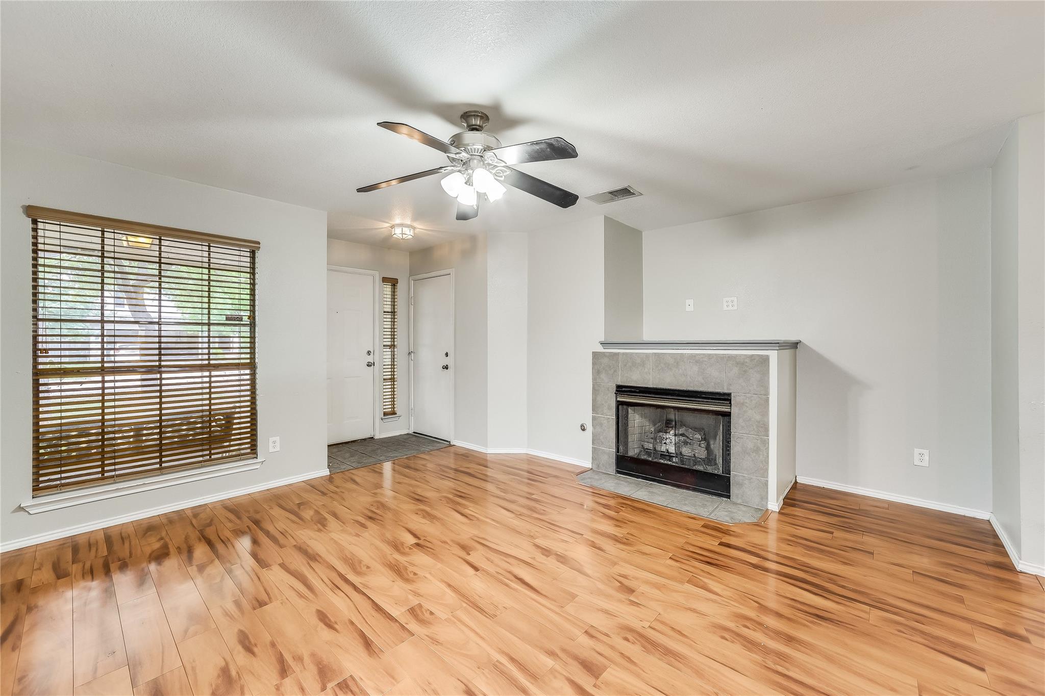 14313 Lemongrass LN