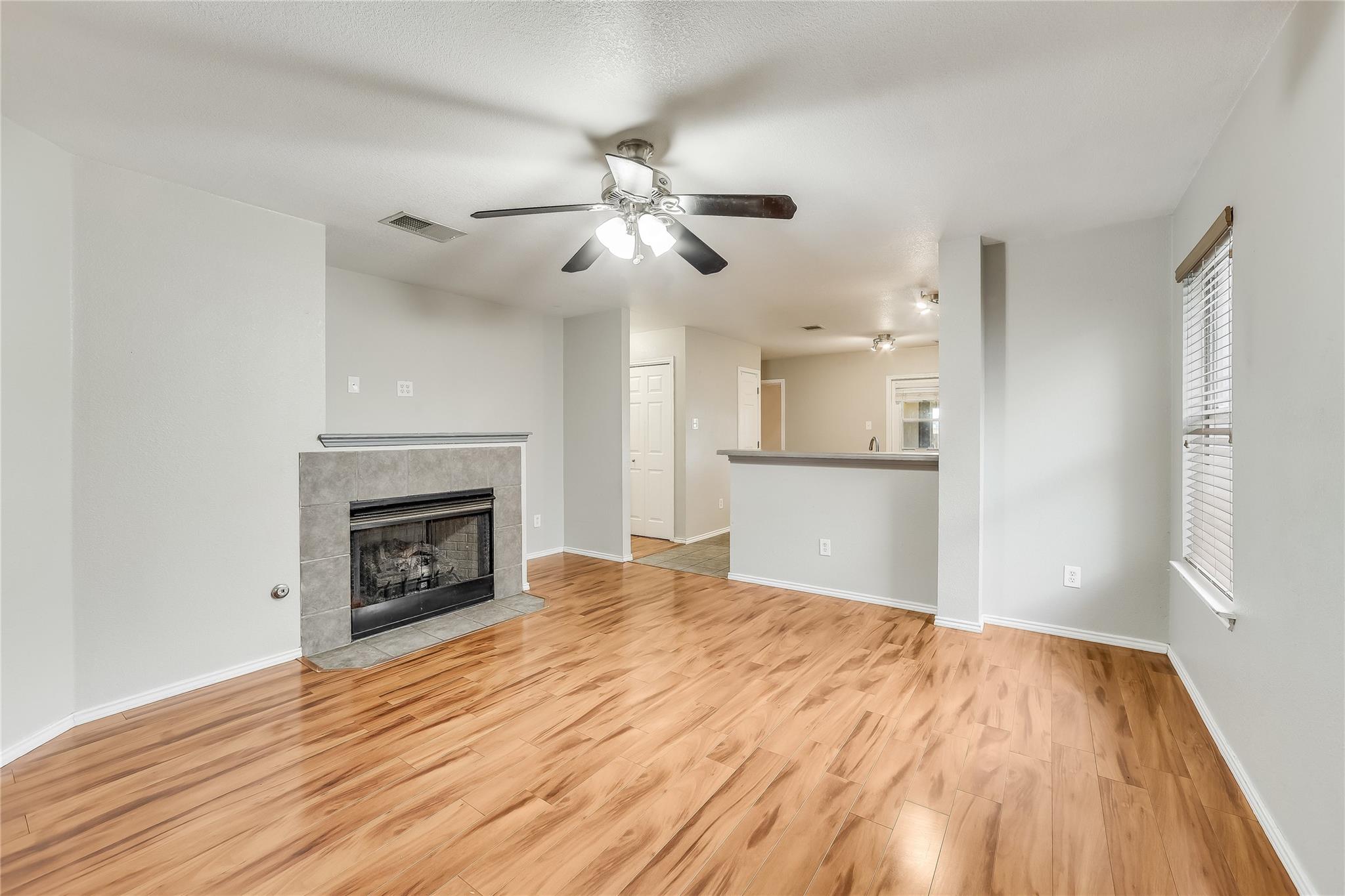 14313 Lemongrass LN