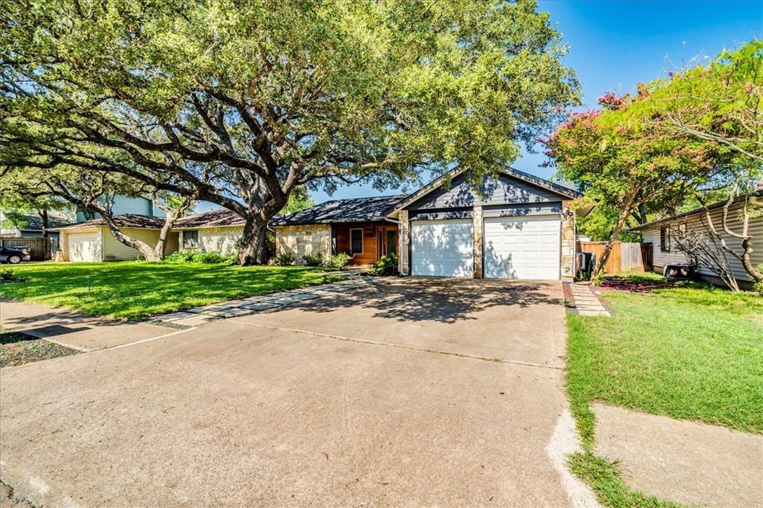 11422 Bristle Oak TRL