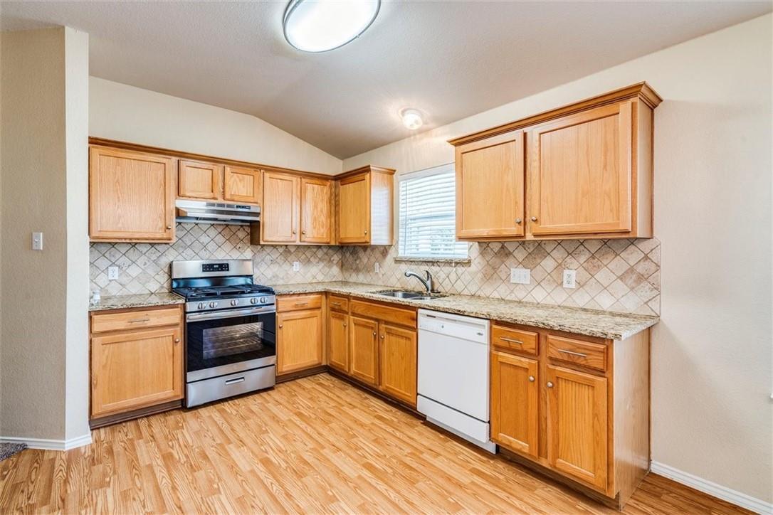 1307 Dillon Lake BND