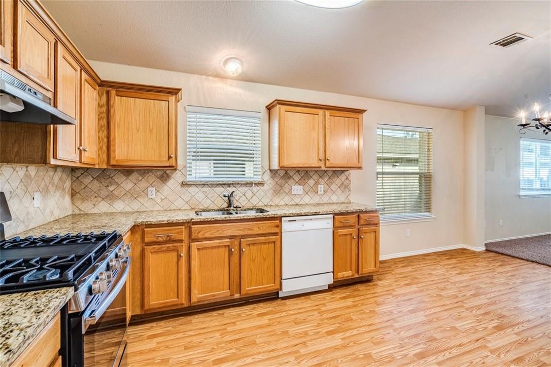 1307 Dillon Lake BND