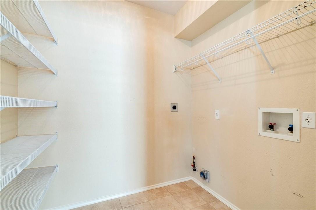 1307 Dillon Lake BND