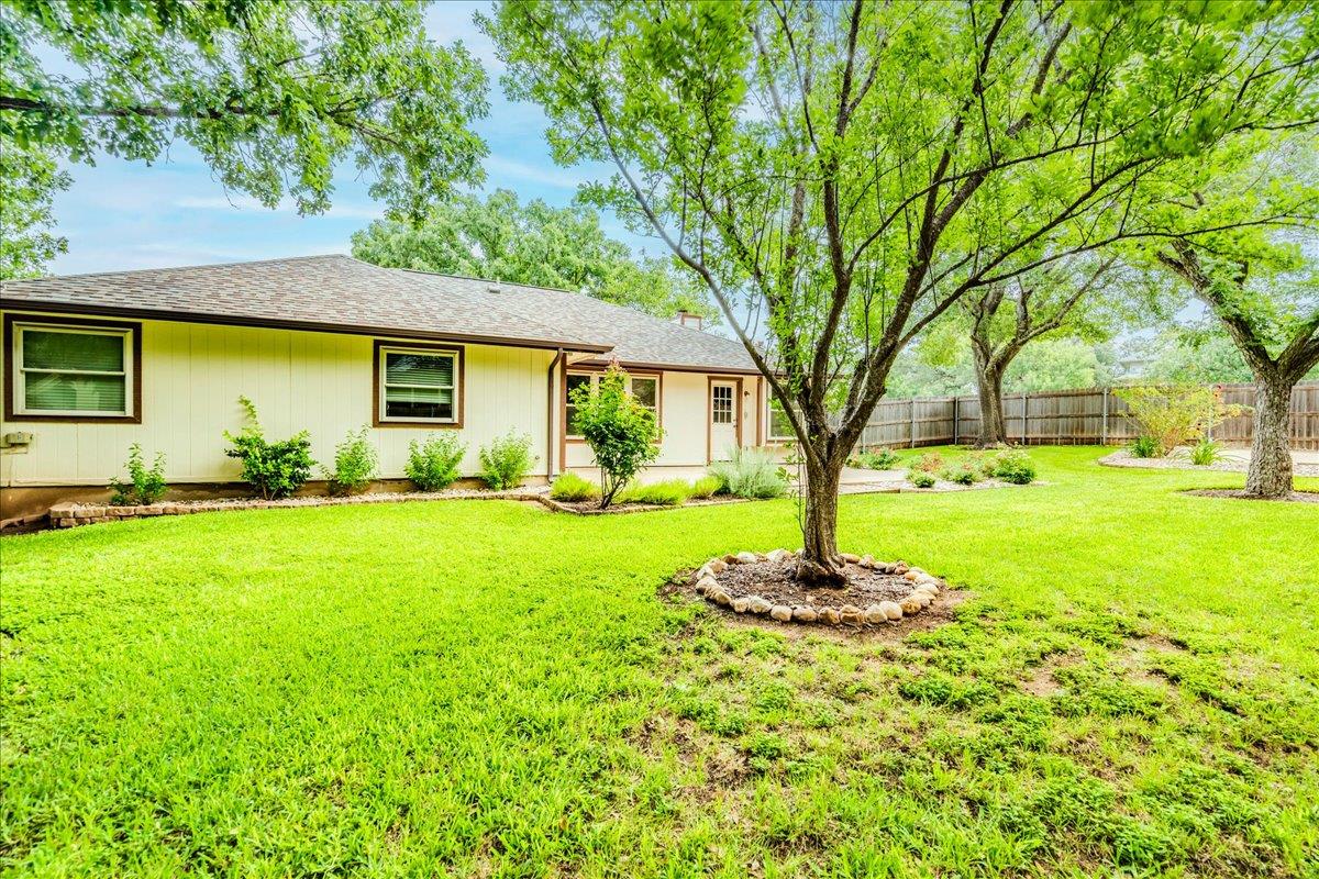 16517 Spotted Eagle DR