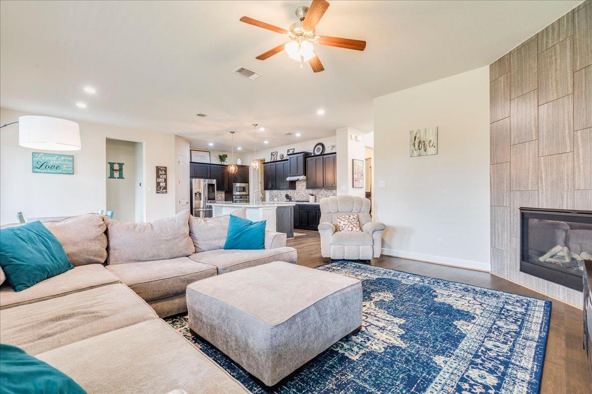 2204 Camino Alemeda LN