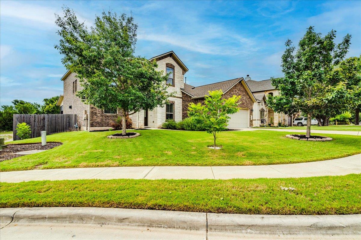 2204 Camino Alemeda LN