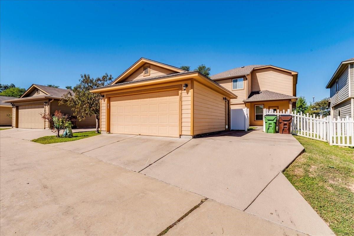 711 Heritage Springs TRL