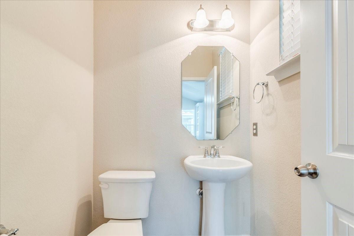 711 Heritage Springs TRL