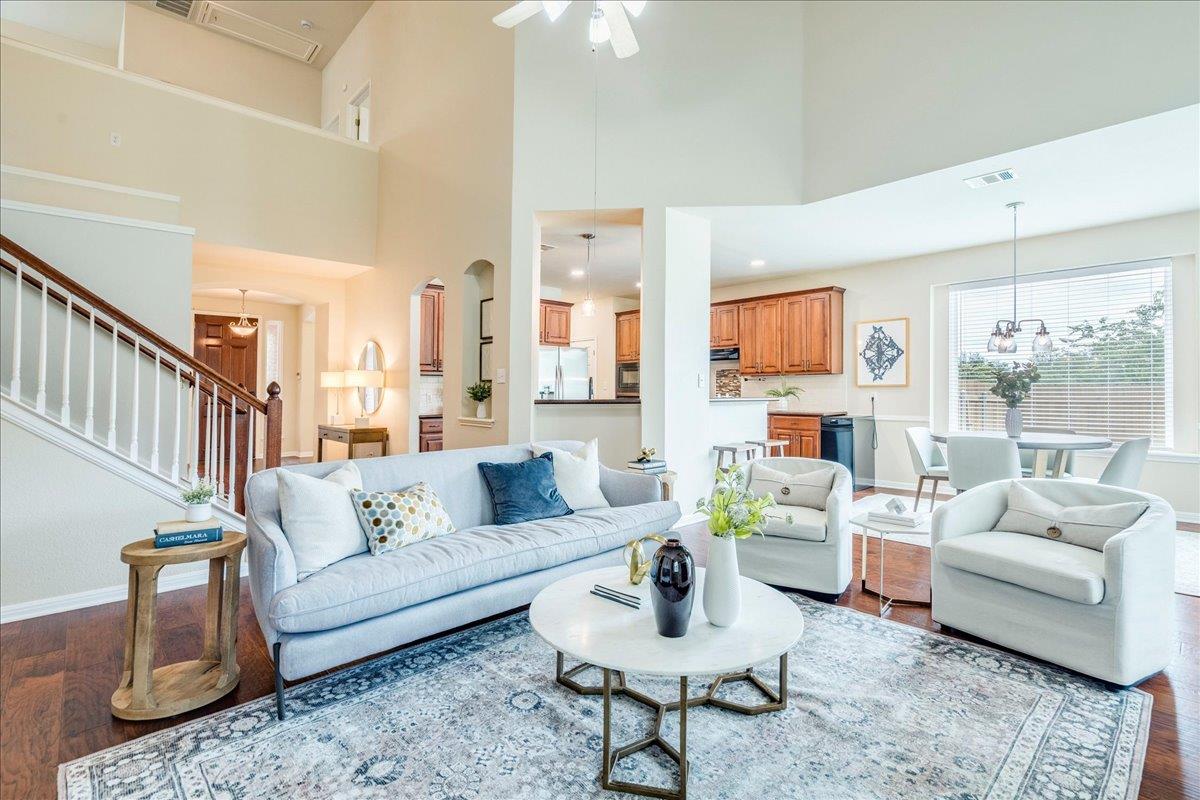 11101 Sandstone TRL