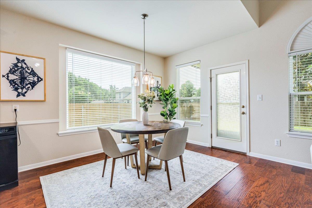 11101 Sandstone TRL