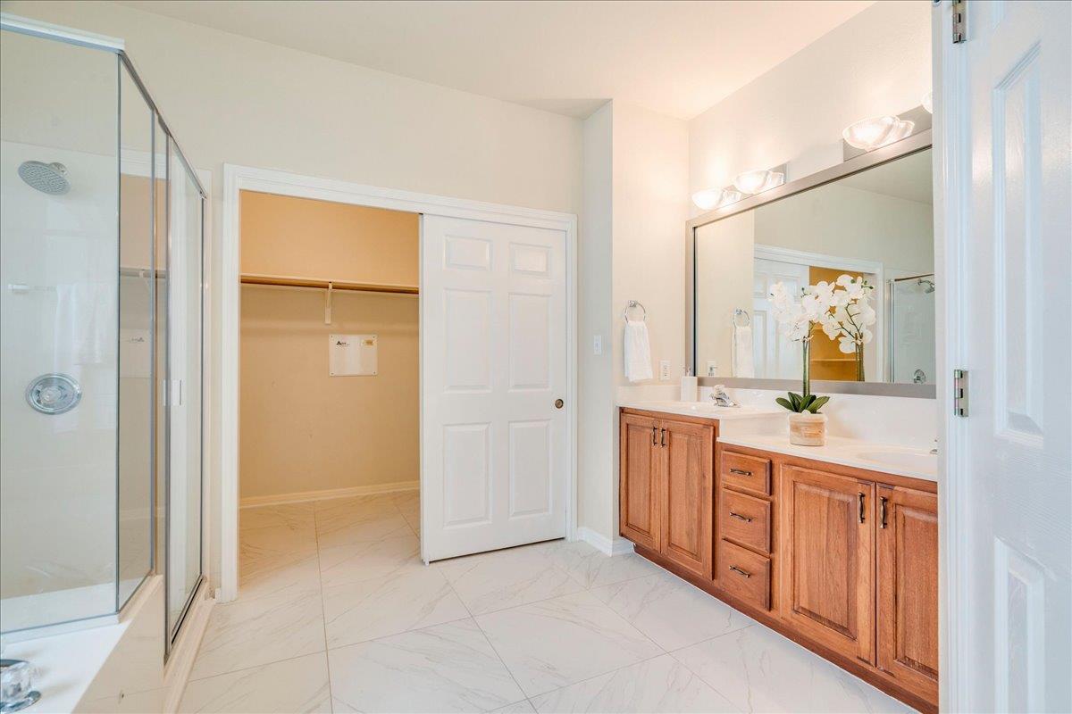 11101 Sandstone TRL
