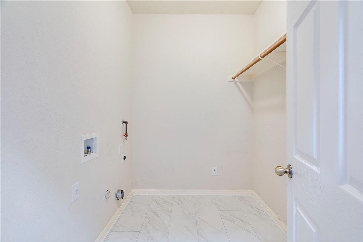 11101 Sandstone TRL