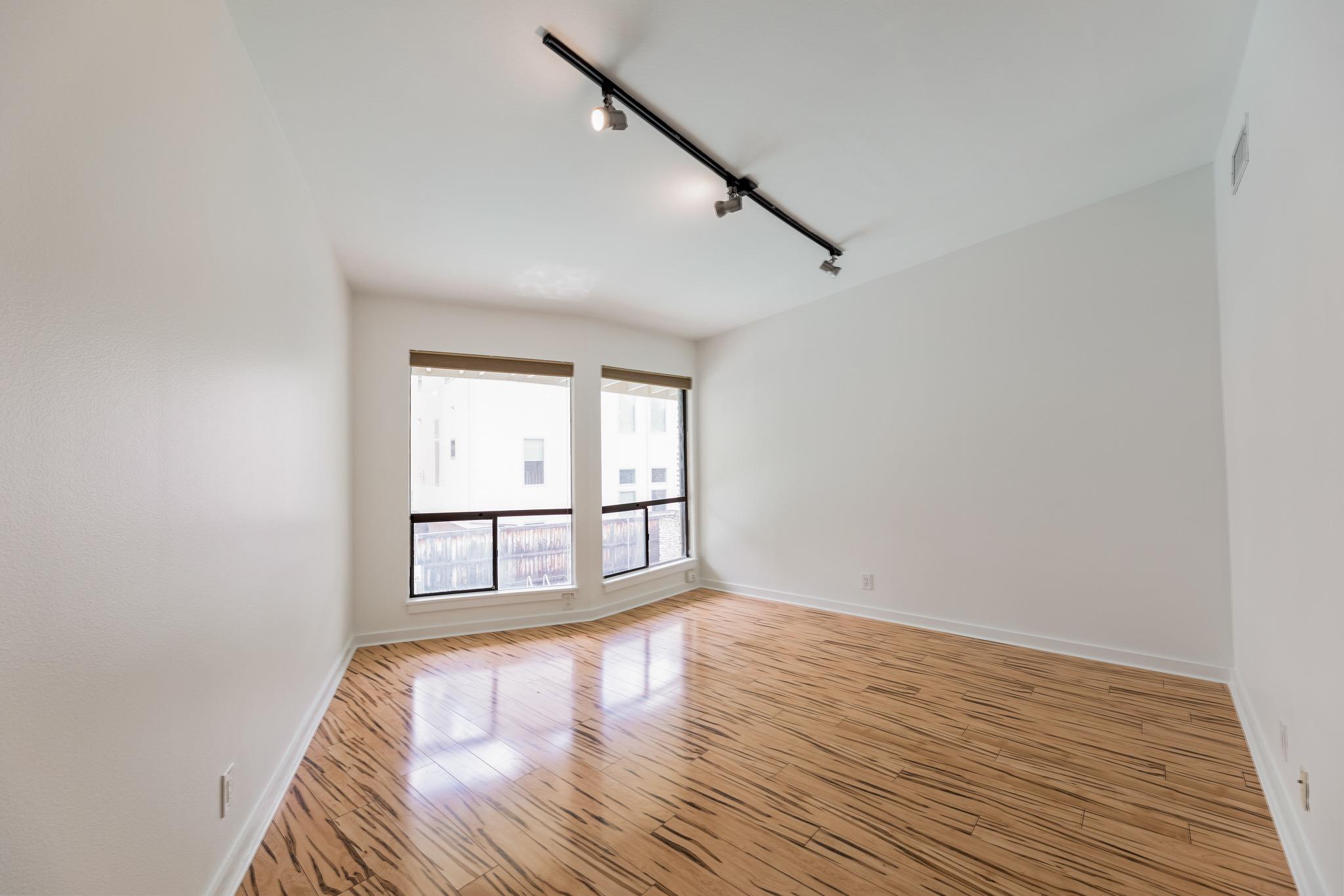 2308 Enfield RD # 204