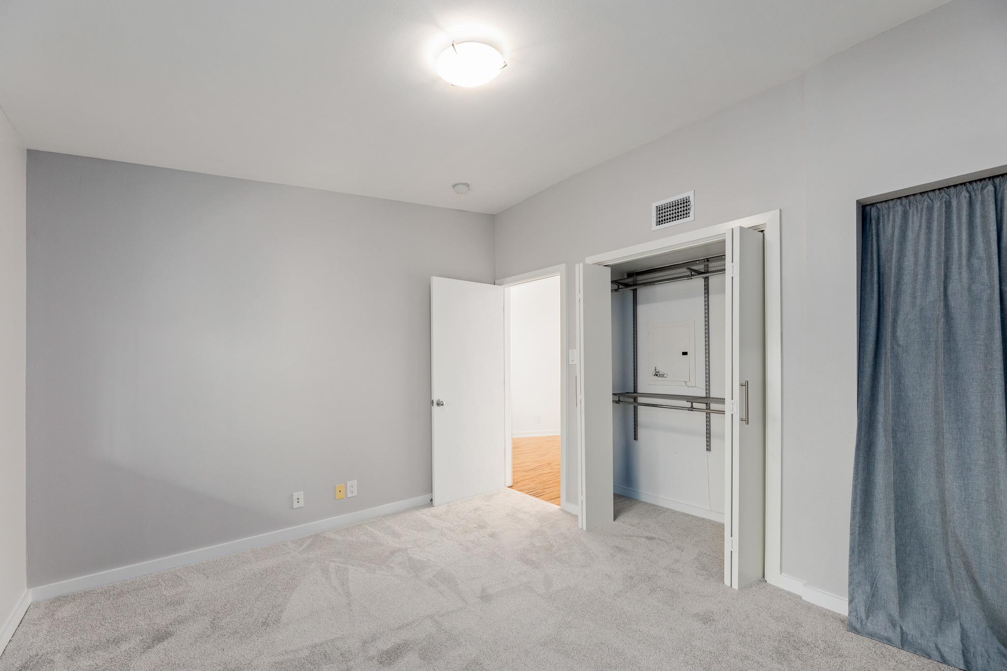 2308 Enfield RD # 204