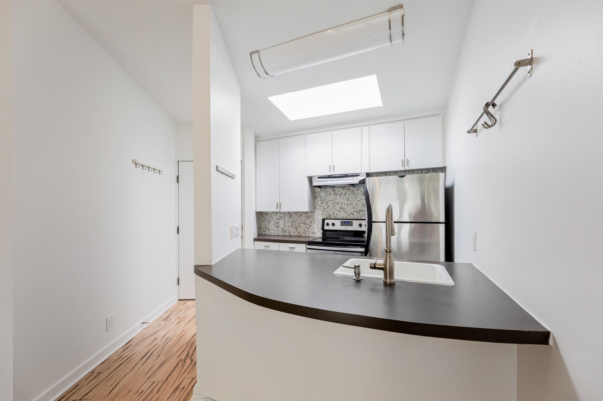 2308 Enfield RD # 204