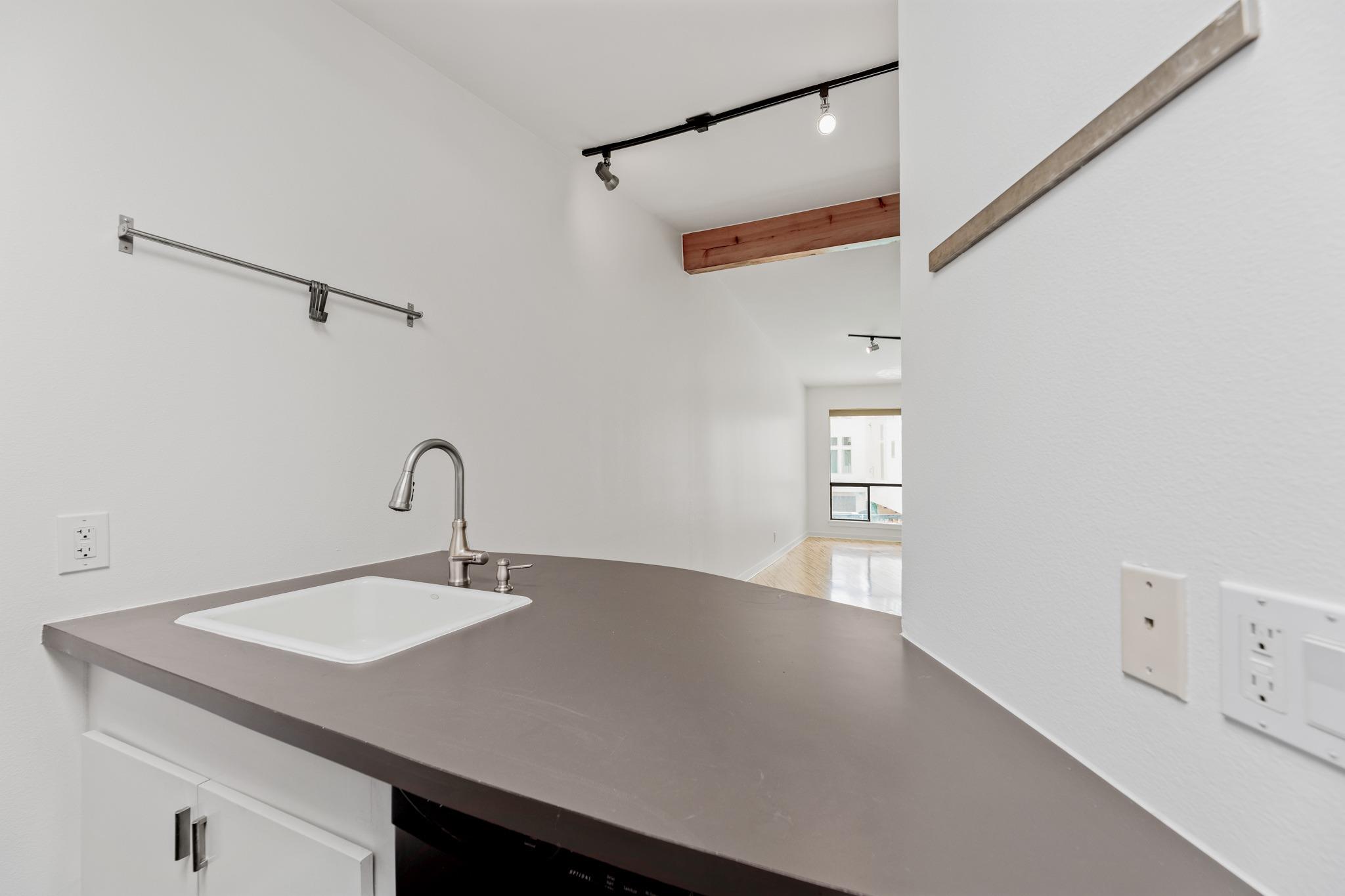 2308 Enfield RD # 204