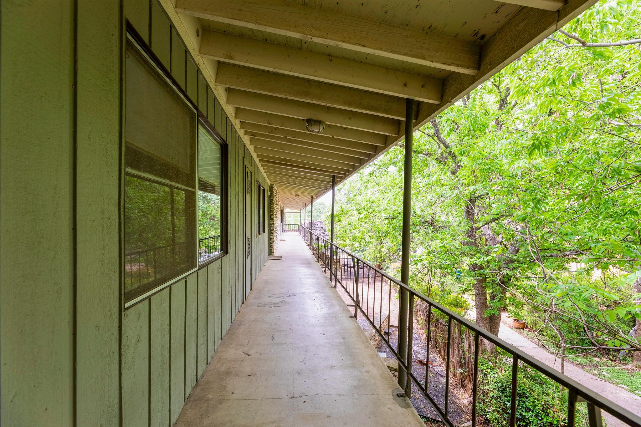 2308 Enfield RD # 204