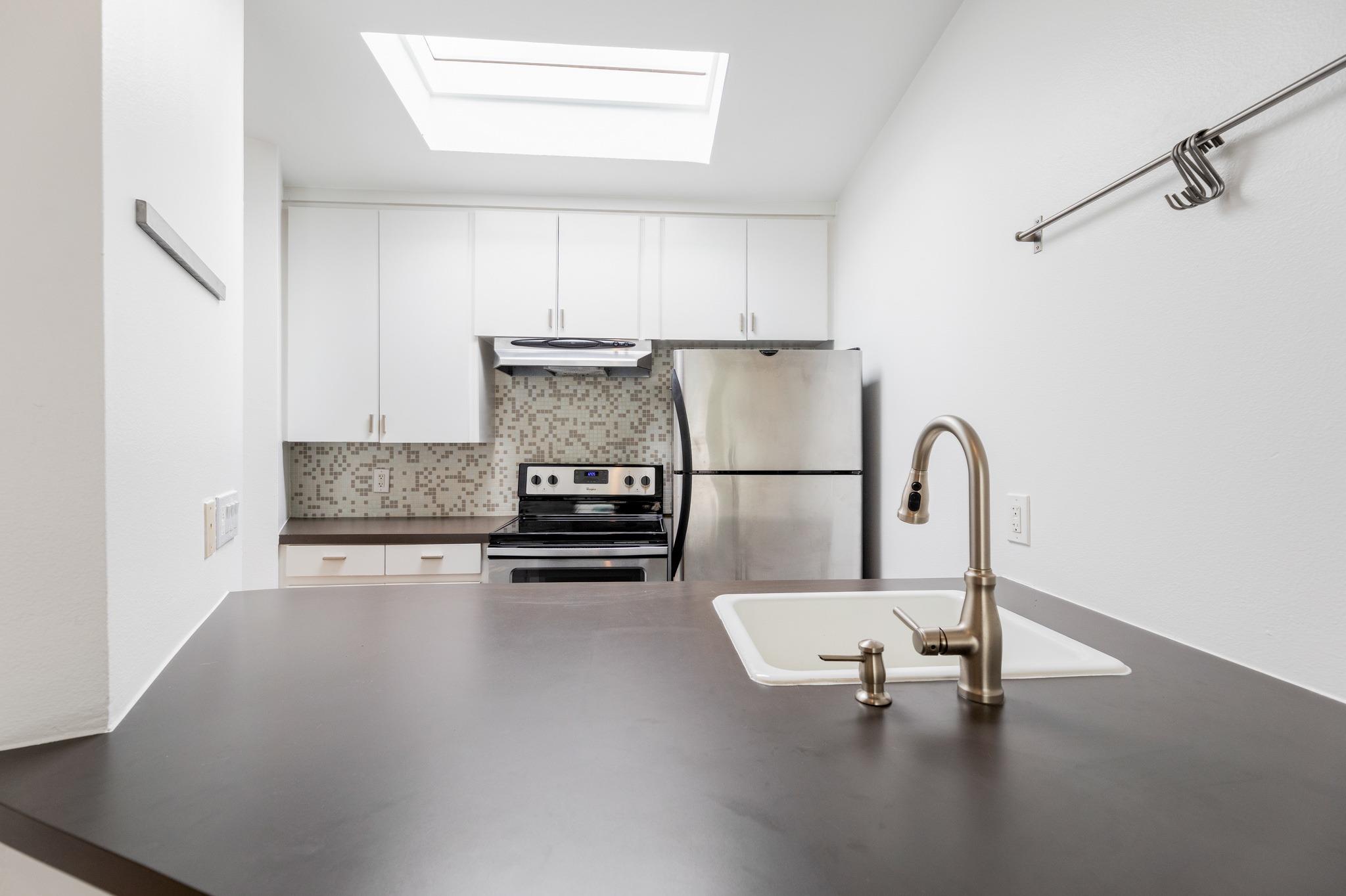 2308 Enfield RD # 204