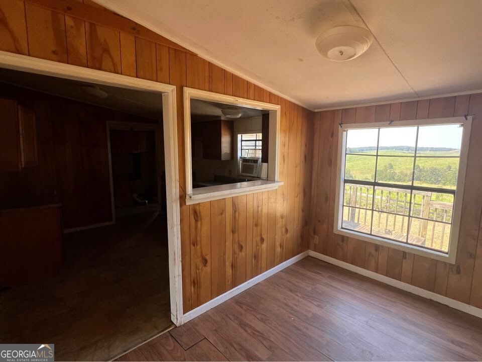 339 Cavender Lane