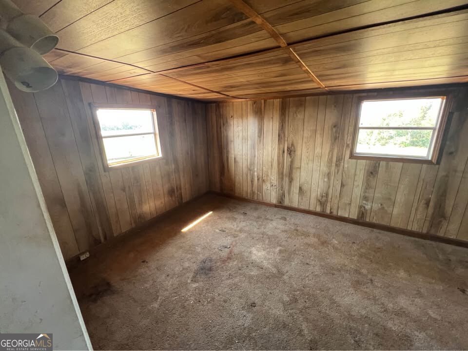 339 Cavender Lane