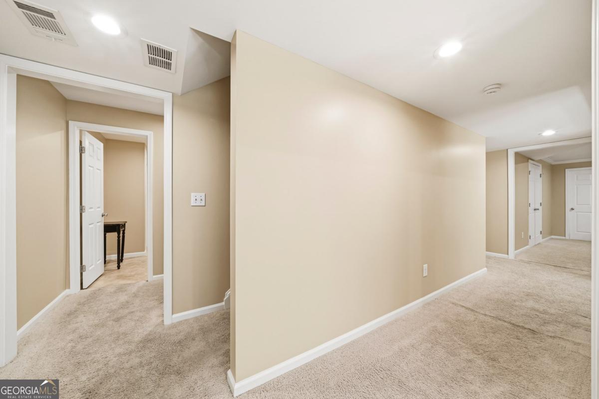 1009 Ector Chase NW